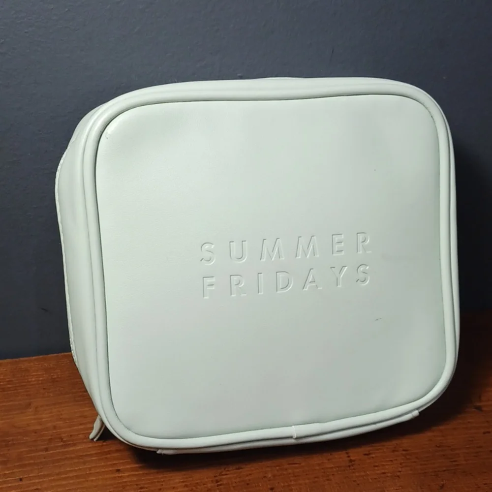 Cosmetic case